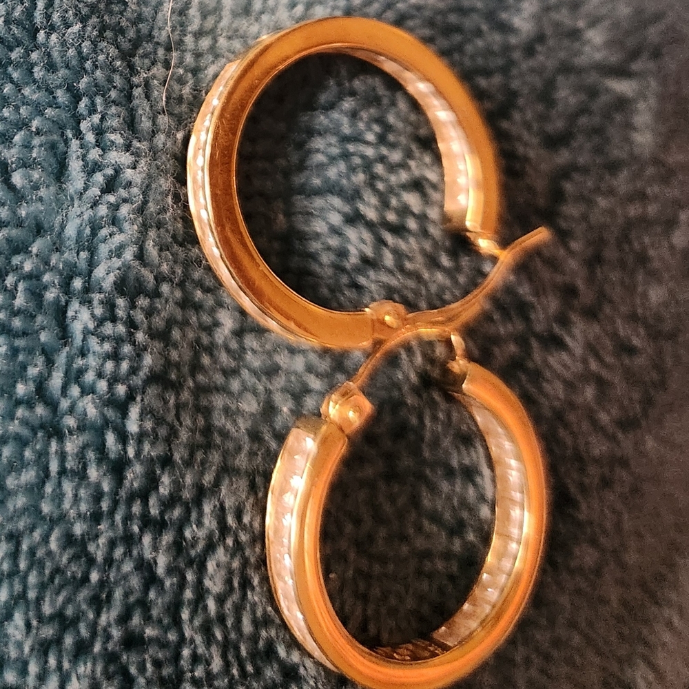 14kt Gold Hoop Earrings - Picture 5 of 10